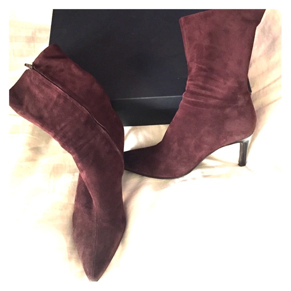 👢Barney's👢 Gorgeous Suede Boots