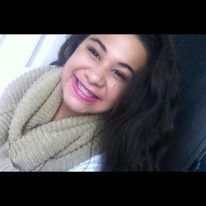 Meet your Posher, Jasmine