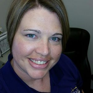 Meet your Posher, Mandy