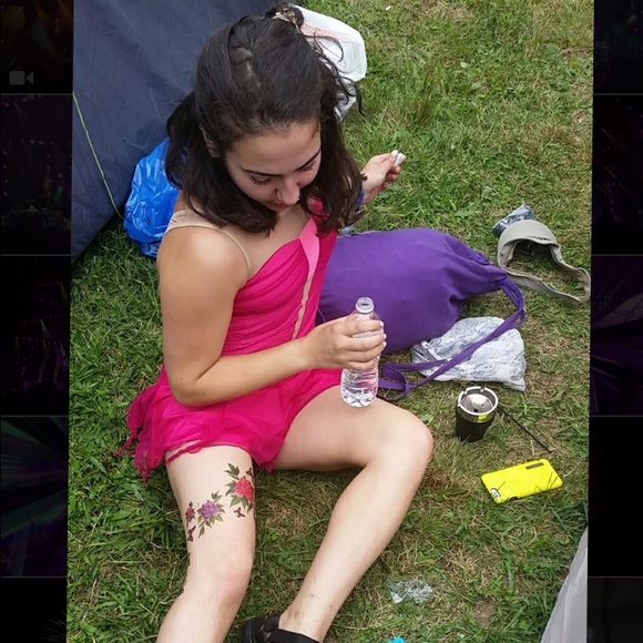 Meet your Posher, Olivia zelda - Picture 1 of 1