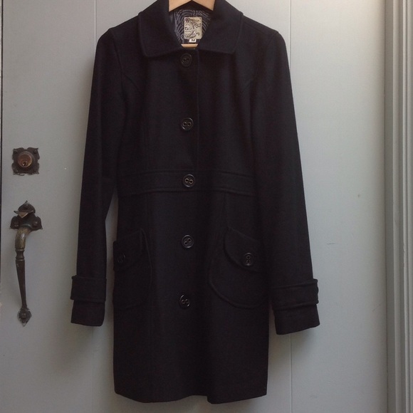 Tulle super cute black wool coat like new