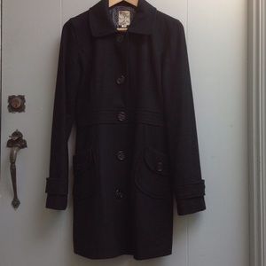 Tulle super cute black wool coat like new