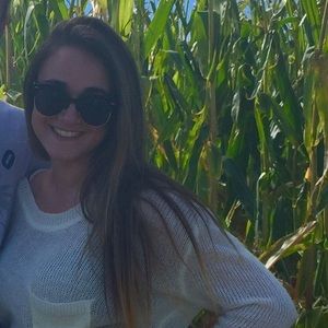 Meet your Posher, Dani