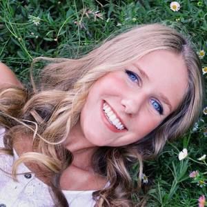 Meet your Posher, Katelynn