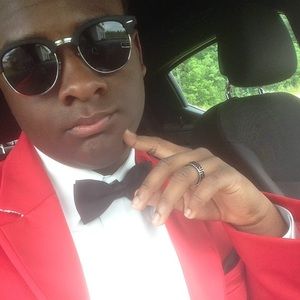 Meet your Posher, Therron