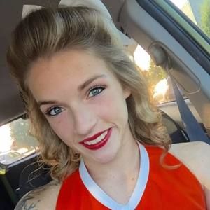 Meet your Posher, Tabitha