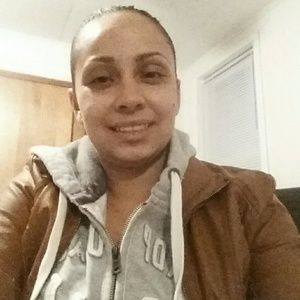 Meet your Posher, Carolina