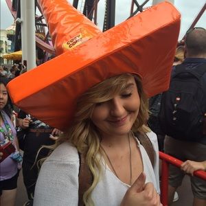 Meet your Posher, Madison