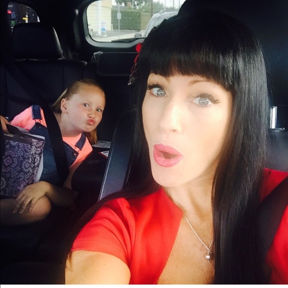 Meet your Posher, Kari