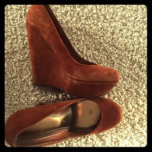 FREE Brown Bakers wedges with $25 purchase!