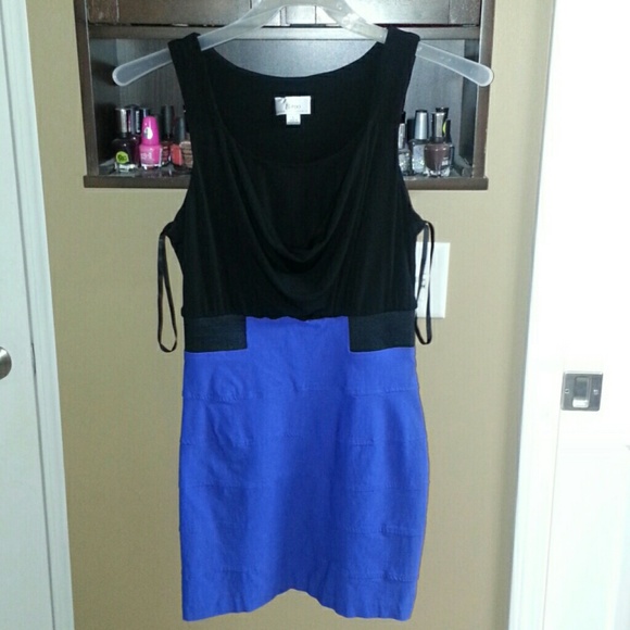 Black and blue body con dress