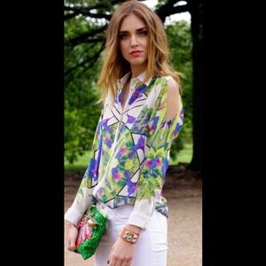 Floral cold shoulder blouse