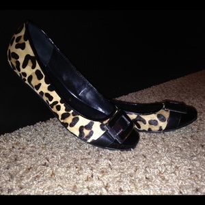 🔥🔥Hot cowhide cheetah ballet flats🔥🔥