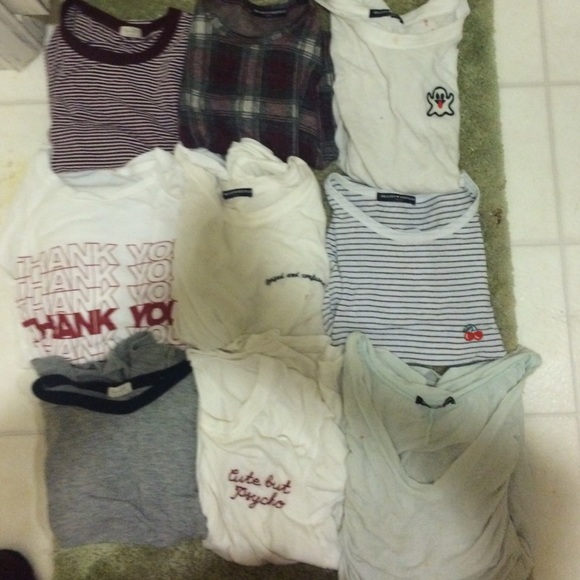 Brandy Melville tee shirt and tank top collection - Picture 2 of 4