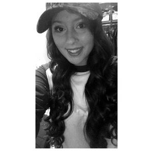 Meet your Posher, Solace