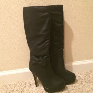 Black boots