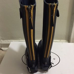 Steve Madden Rainboots