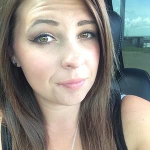 Meet your Posher, Azia