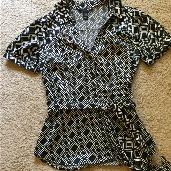 Geometric Blouse w/ tie waist