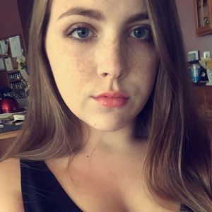 Meet your Posher, Celine