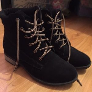 Black boots