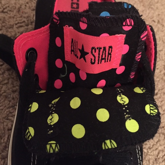 Converse - Picture 4 of 4