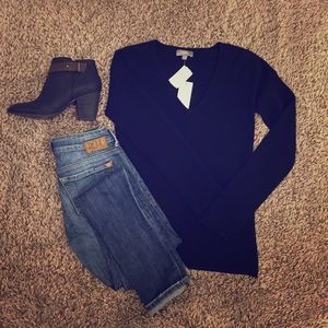 Neiman Marcus Cashmere Sweater