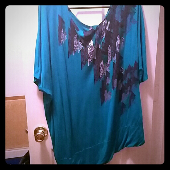 Off the shoulder blouse - Picture 1 of 1