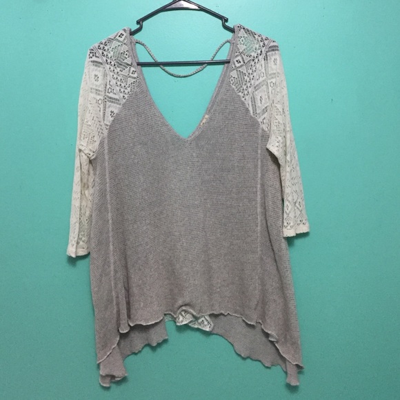 knit quarter sleeve shirt