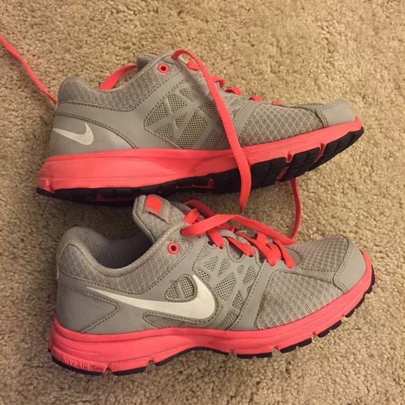 Nike relentless 2 running shoe