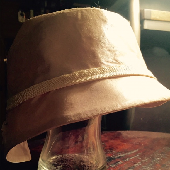 Handmade vintage 40\'s ivory hat