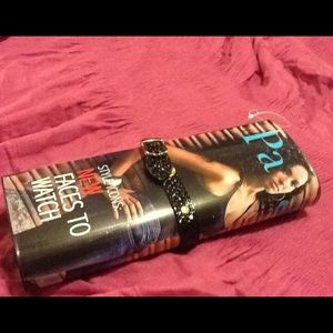 Magazine Clutch mailed out today!