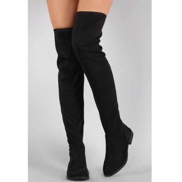 Thigh high boots / over the knee boots