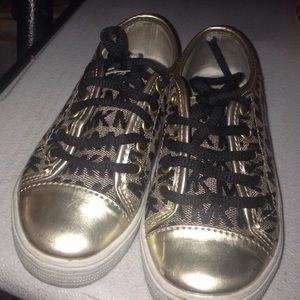 MK little girls sneakers 10
