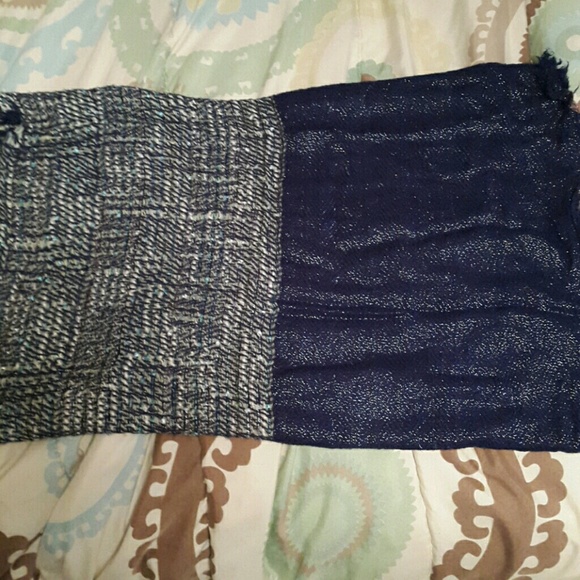 Infinity scarf - Picture 2 of 2