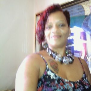 Meet your Posher, Eileen