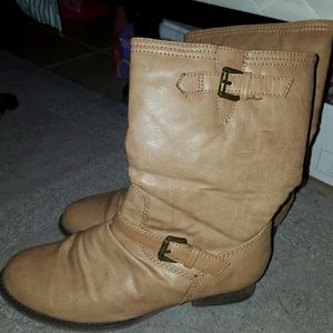 Tan ankle boots/booties