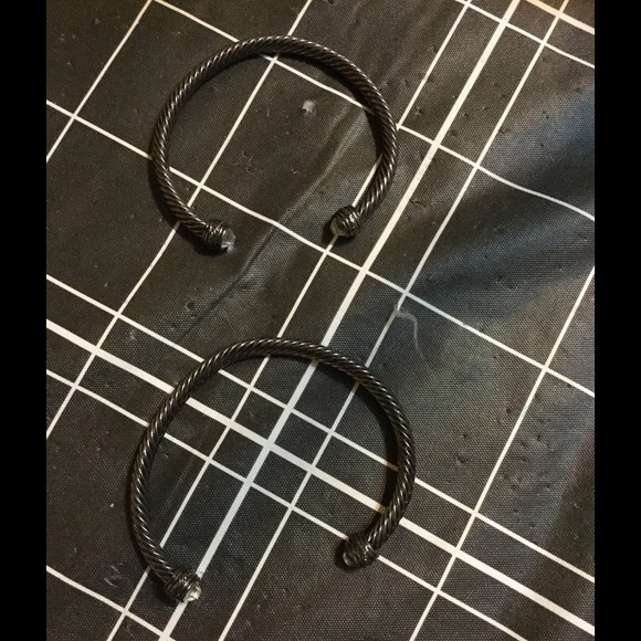 Set of two bangles - Picture 2 of 3