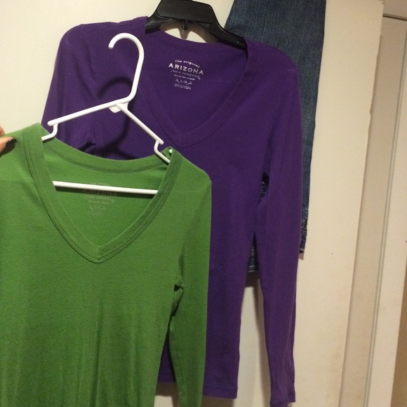 Bundle 2 long sleeves v neck tees