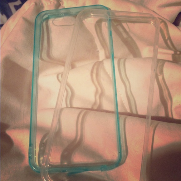 TWO iPhone 5/5s cases