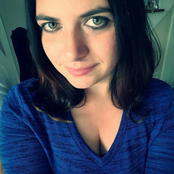 Meet your Posher, Sara