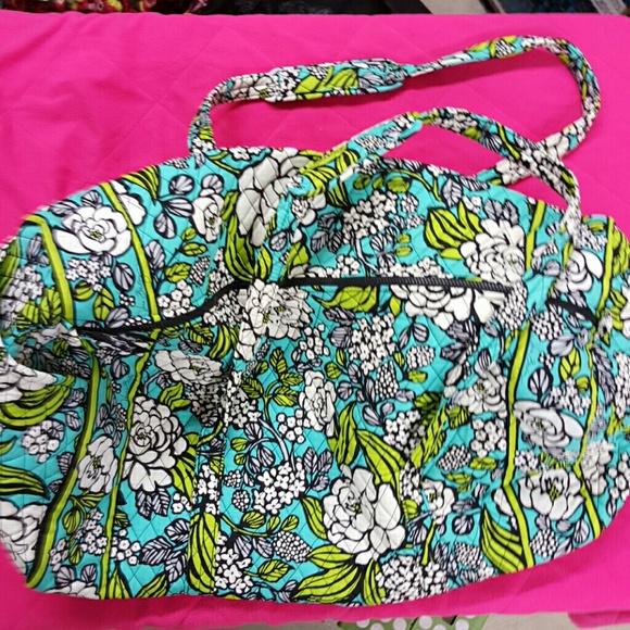 Vera Bradley XL duffel in Island Blooms