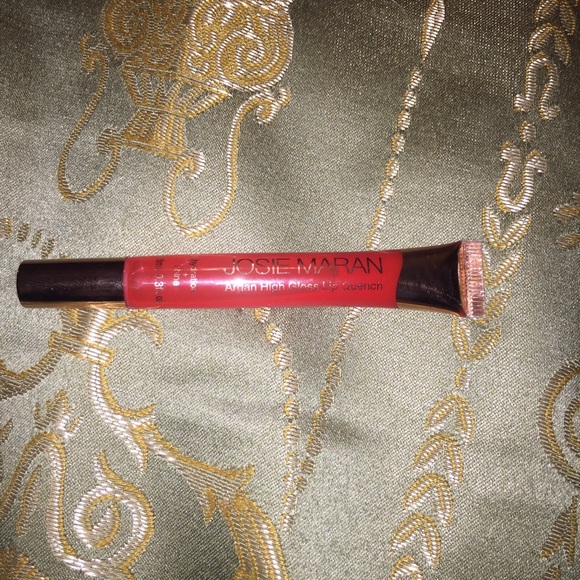 Josie Maran shade: Strawberry Nectar