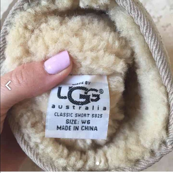 Authentic UGG short boots tan sand 6 - Picture 4 of 4