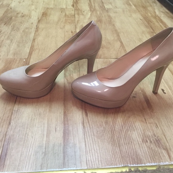 Nine West nude pump - Picture 2 of 4