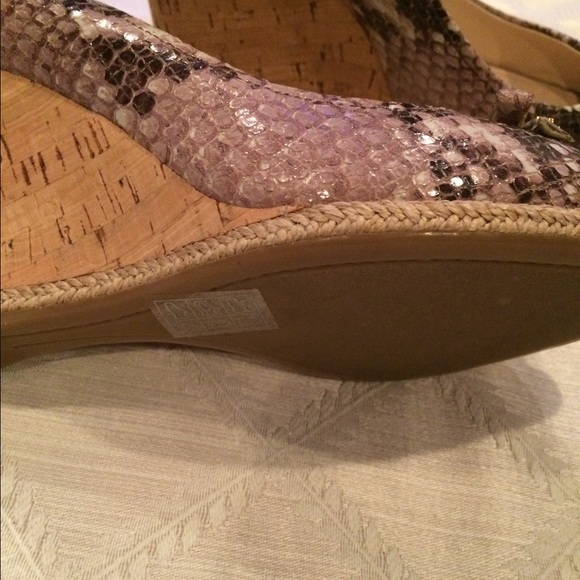 Prada Python pink snake skin Pepe toe wedge size 8 - Picture 2 of 4