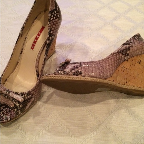 Prada Python pink snake skin Pepe toe wedge size 8 - Picture 4 of 4