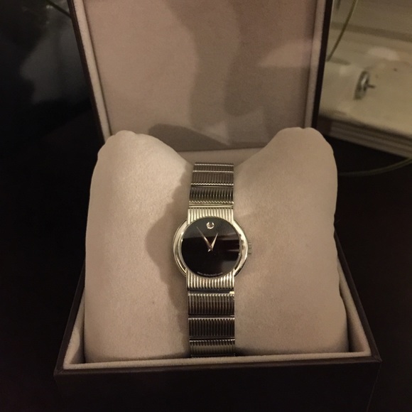 💯 Authentic Movado Watch - Picture 3 of 4