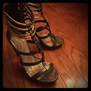 Jessica Simpson high heels size 10