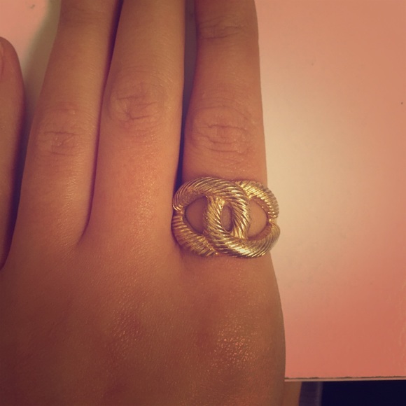 CHANEL LOGO RING